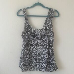 On Carnaby Women's XL‎ Black White Gray Abstract Print Ruffle Tank Top